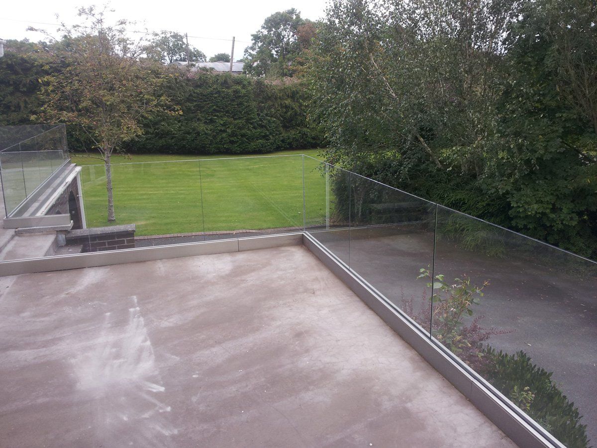 GLASS BALUSTRADES