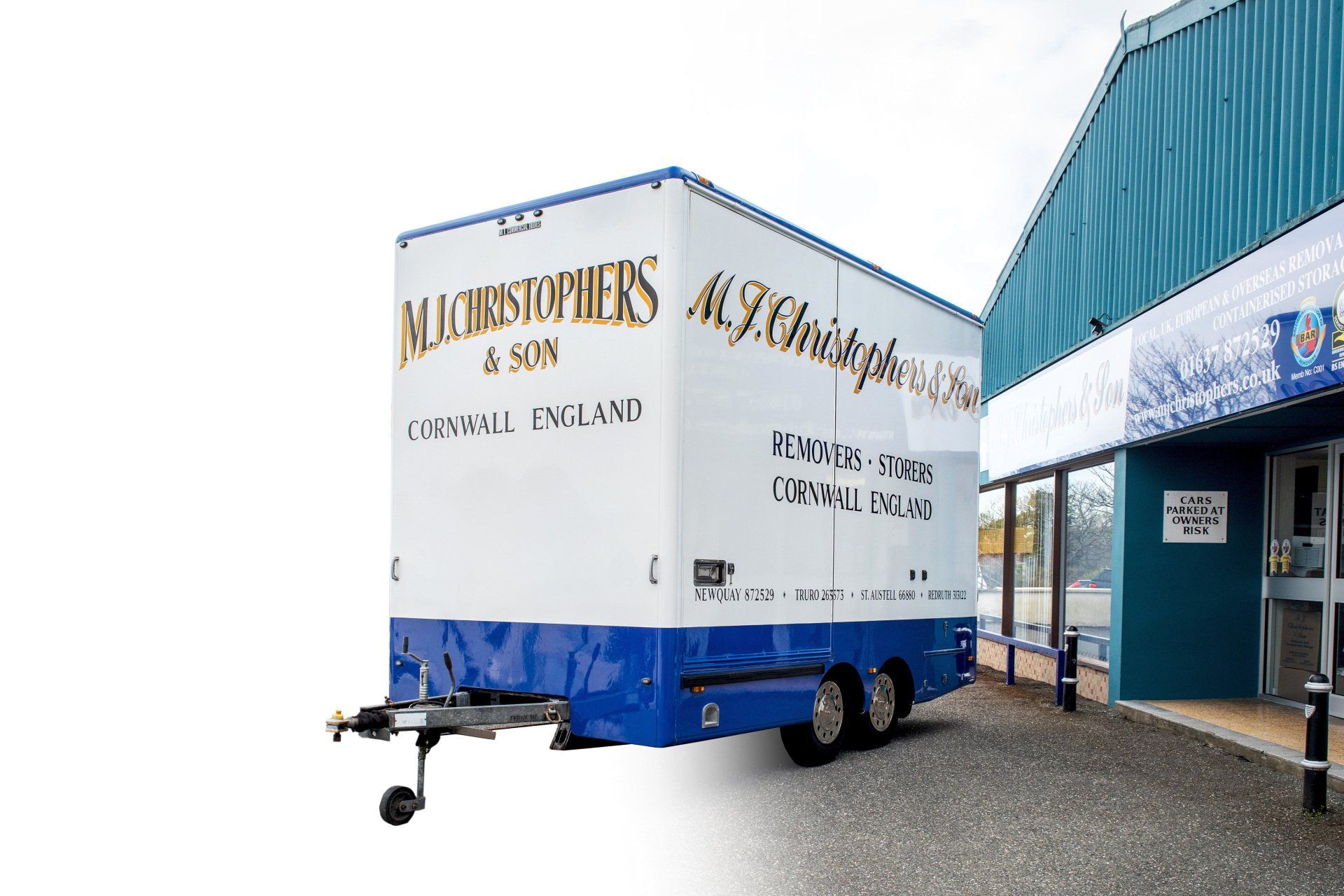 Trailer