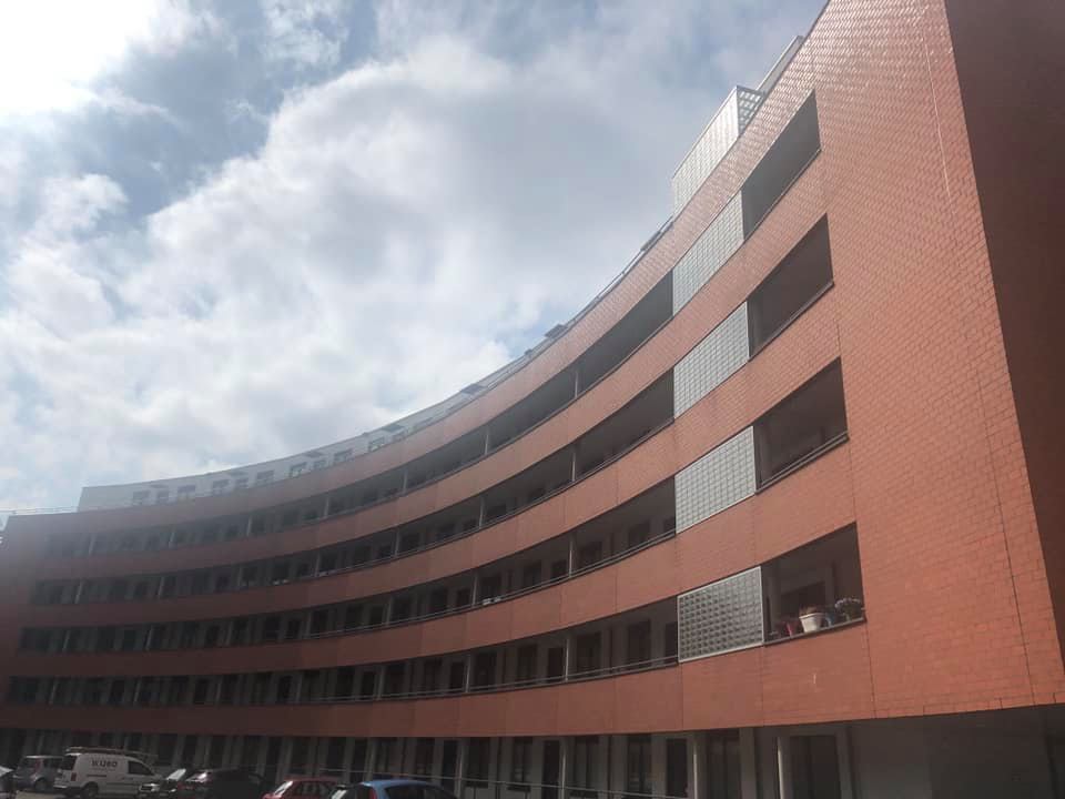 voegwerk gereinigd in den haag, het volledige gebouw voegwerk verricht
