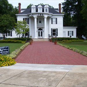 House Front With Clean Lawn — Watkinsville, GA — Four Seasons Lawn Maintenance