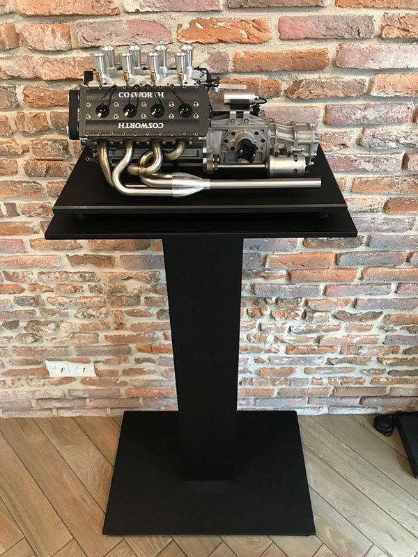 Display Ford Cosworth F1 Engine