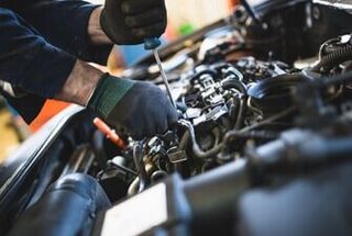 Auto mechanic—Auto Shop in East Windsor, CT Auto mechanic—Auto Shop in East Windsor, CT