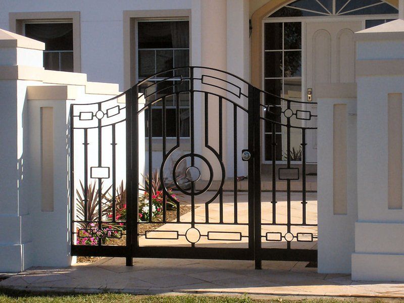 Black Steel Fence 3 — Projects in Wauchope, NSW