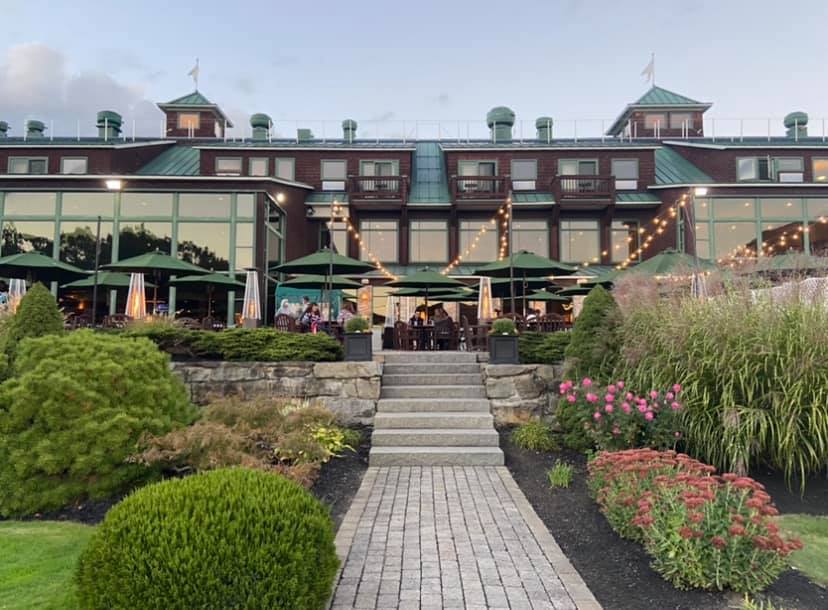 Atkinson Resort & Country Club Heated Patio
