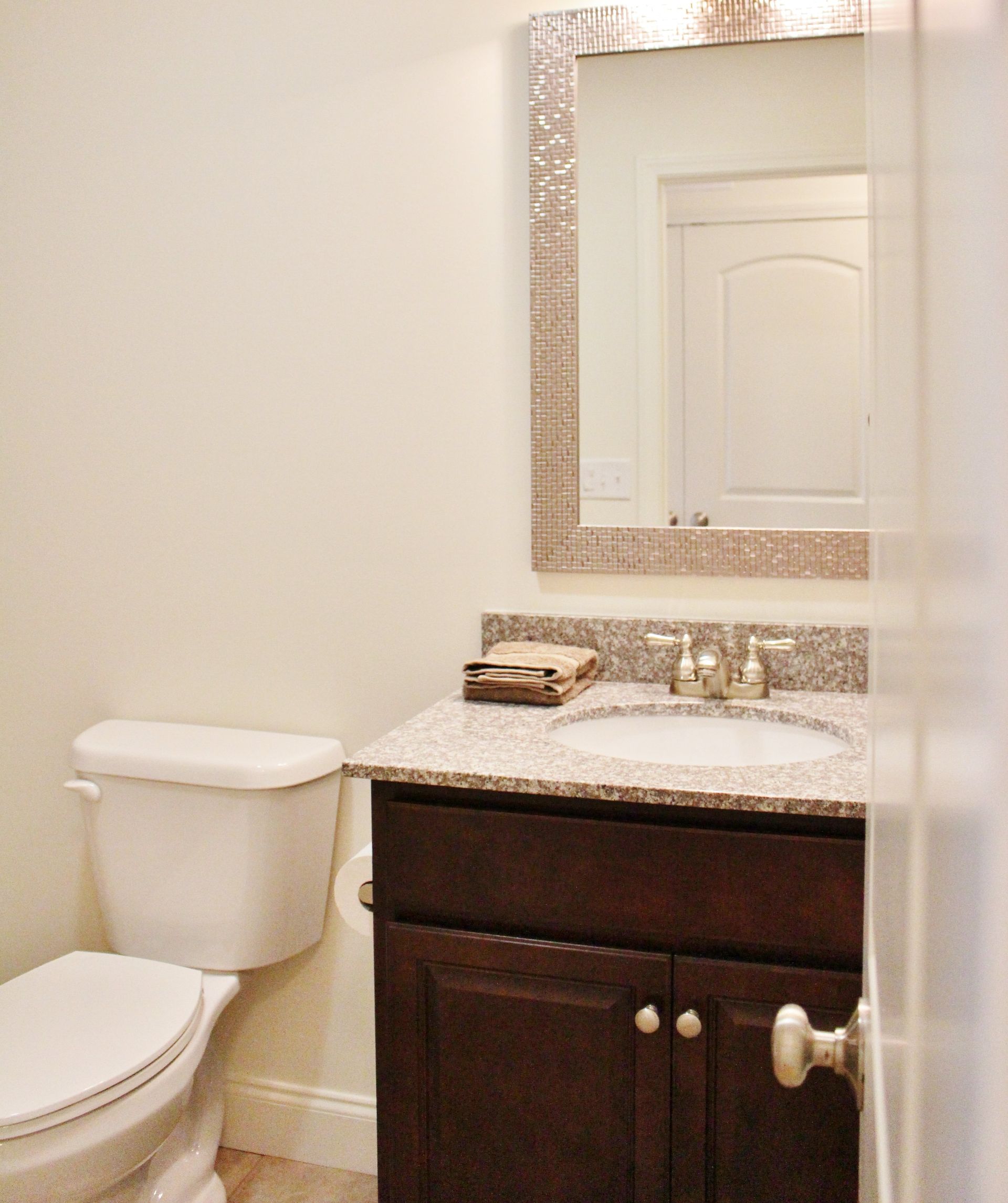 Sawmill Ridge Atkinson NH New Homes Optional Cabinets