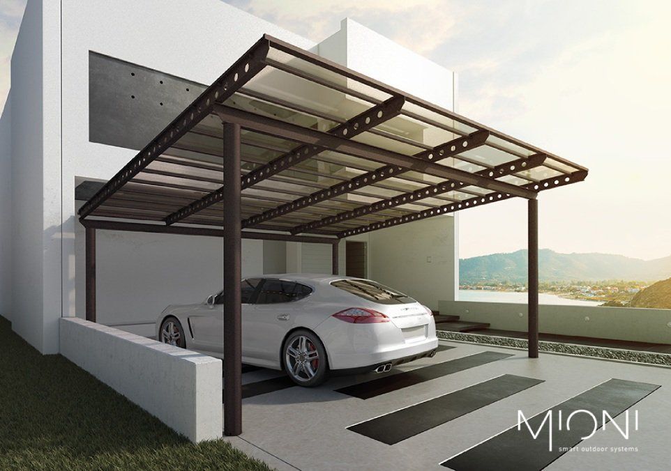 Realizzazione di una pensilina in policarbonato