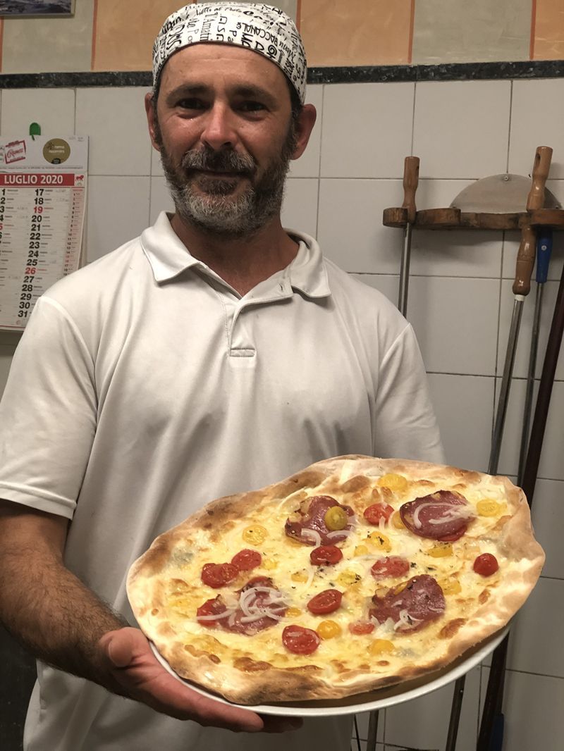 pizza bianca con salumi