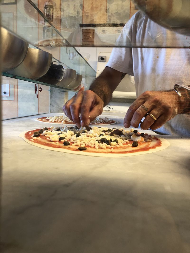 preparazione pizza