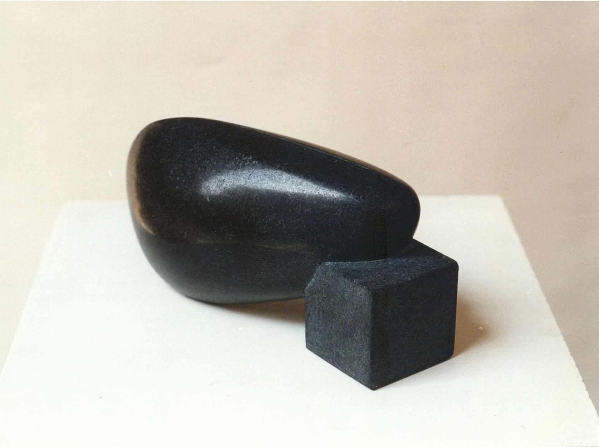 Contrast (1996, graniet)