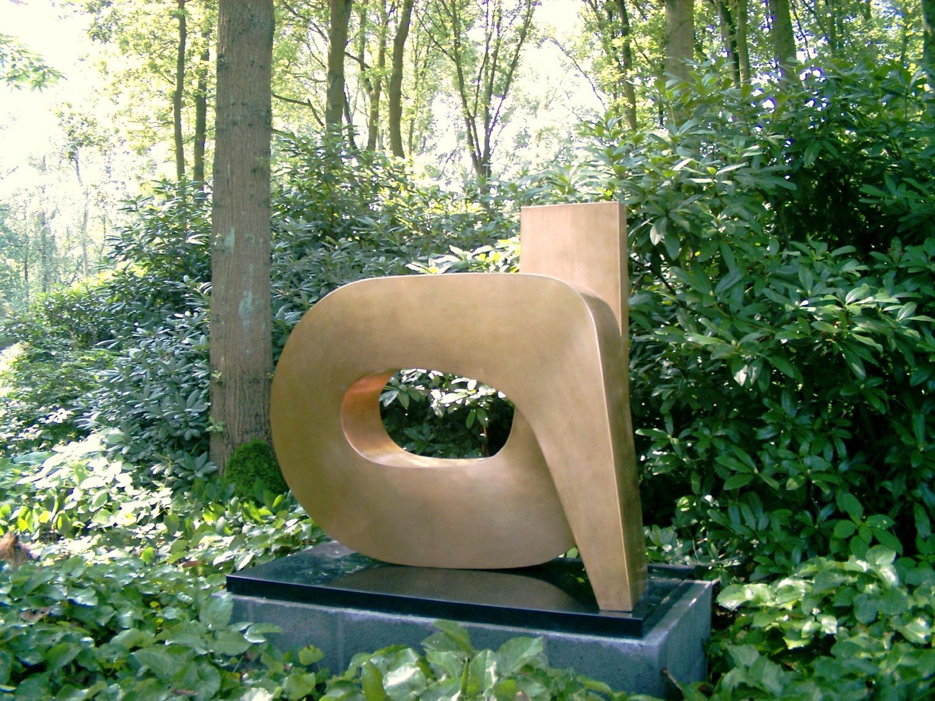 Beweging (2004, brons)
