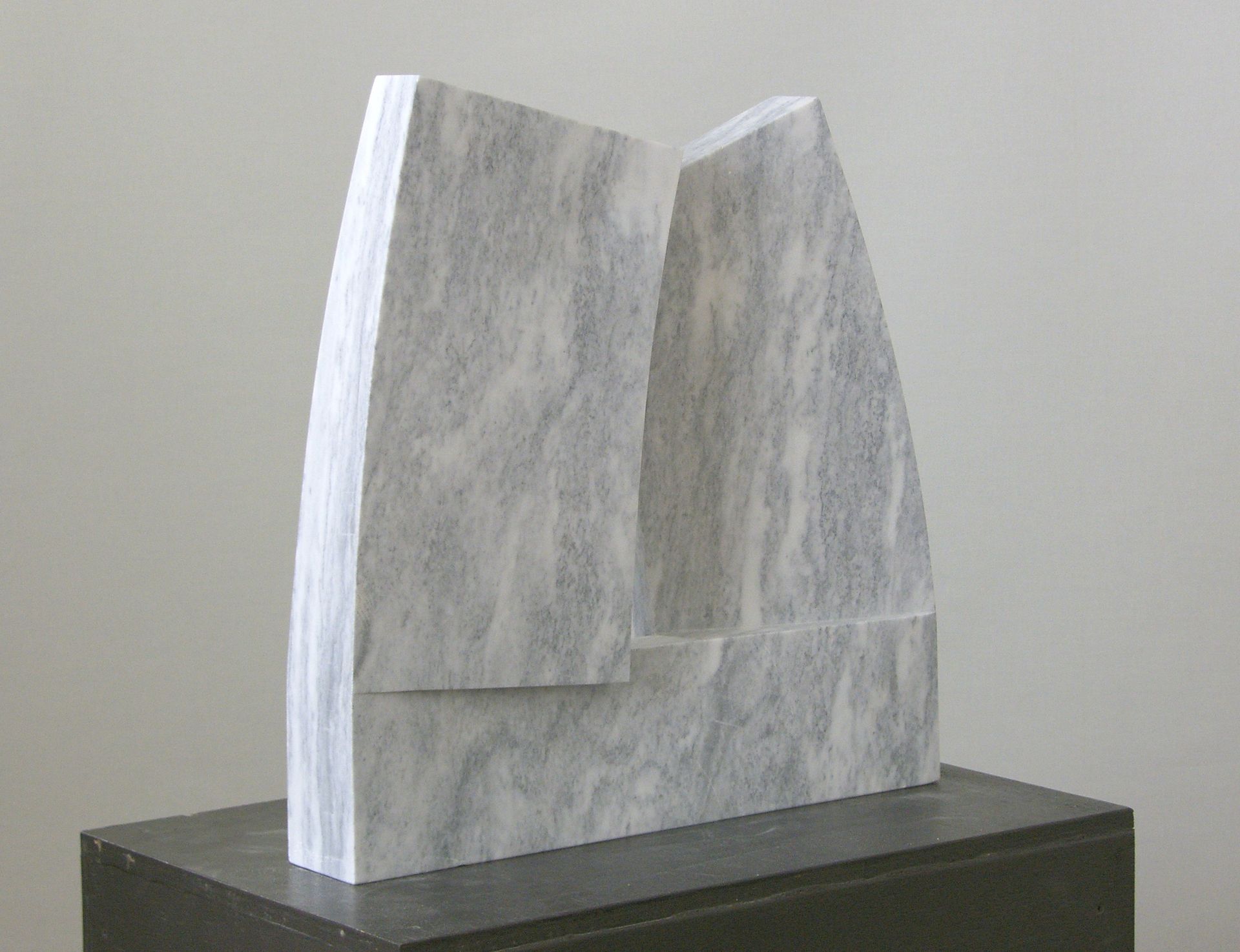 Segmenten (2005, marmer)