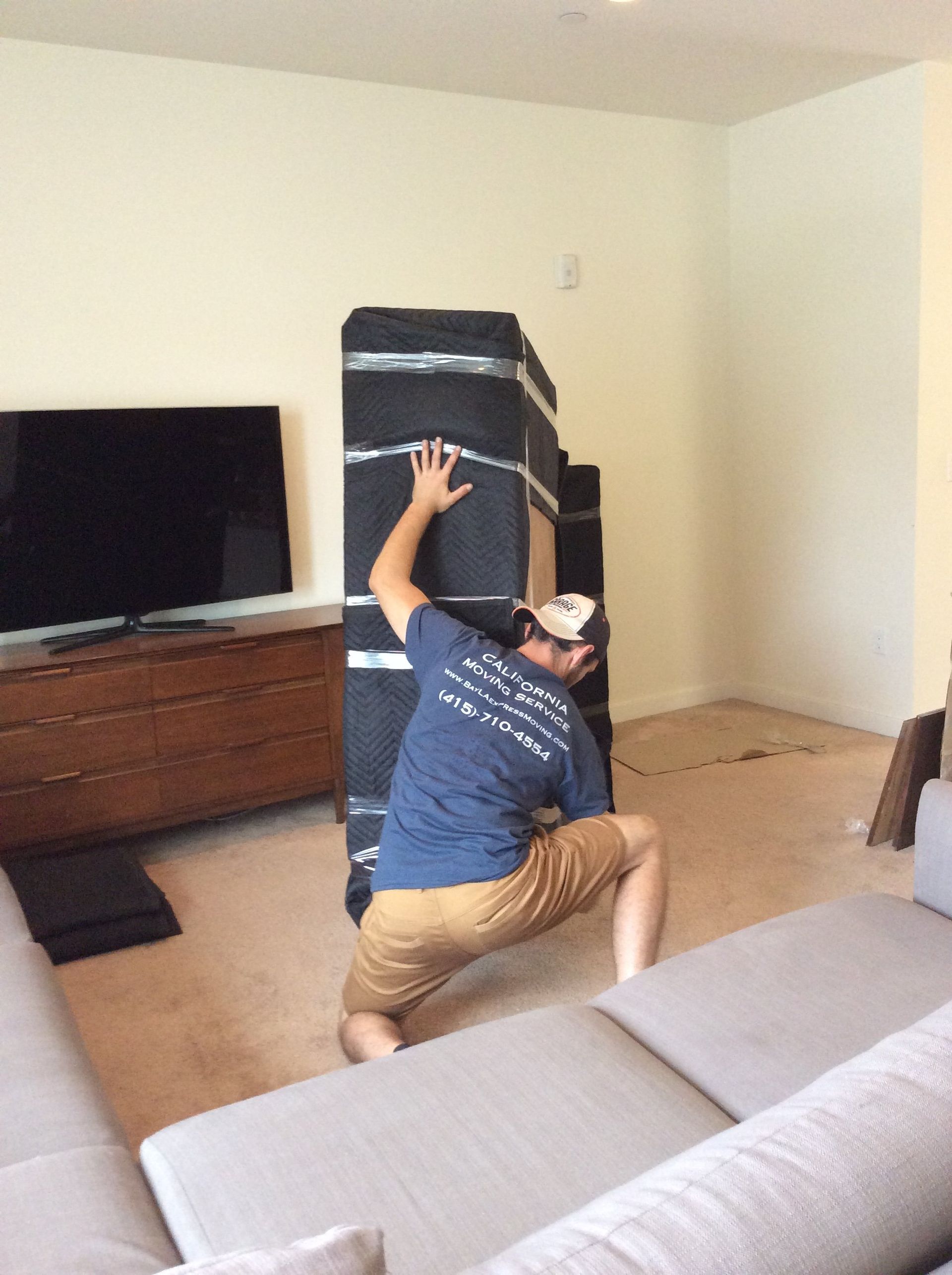Furniture packing and loading 15