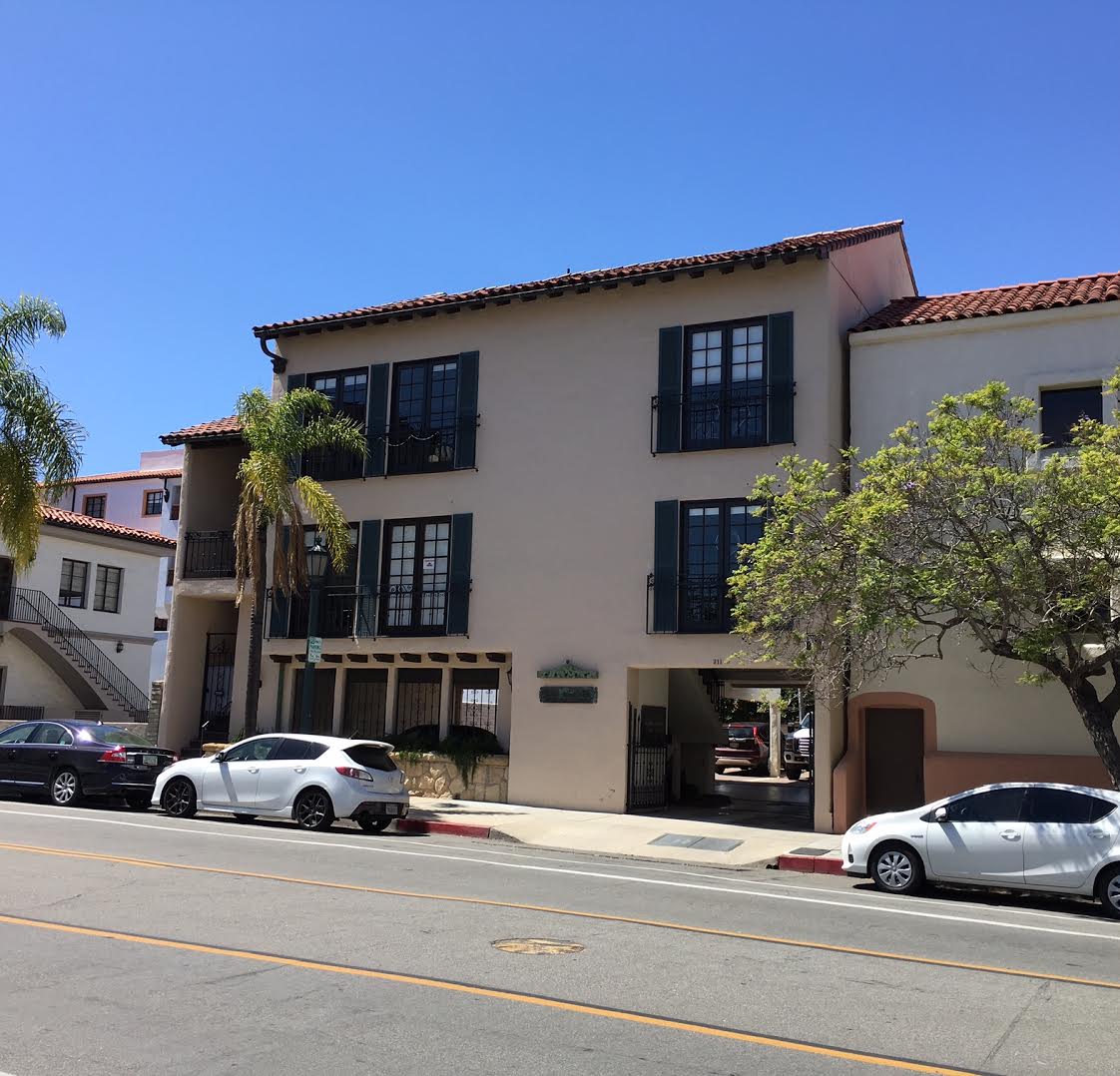 211 E. Carrillo Street, Santa Barbara, CA