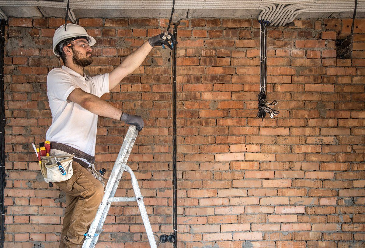 electrician-with-tools