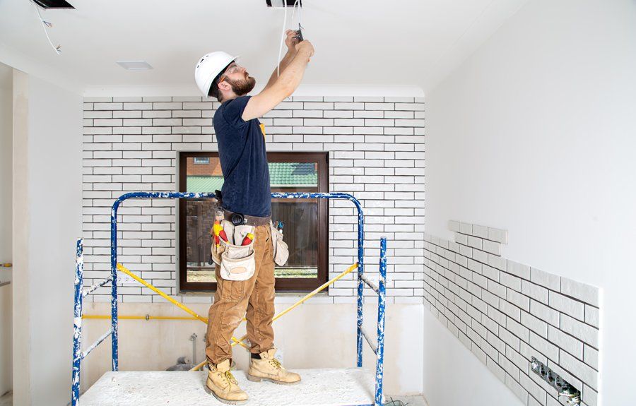 electrician-builder-work