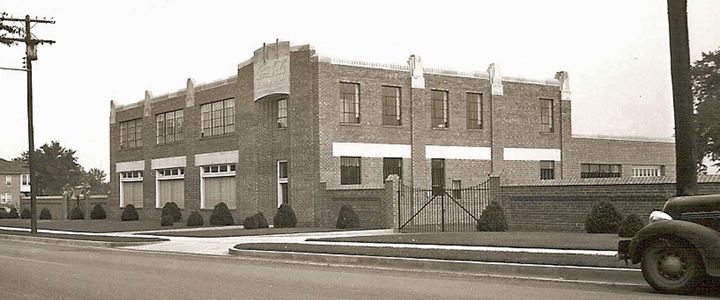 The Bottling Works - Historic Loft Apartments