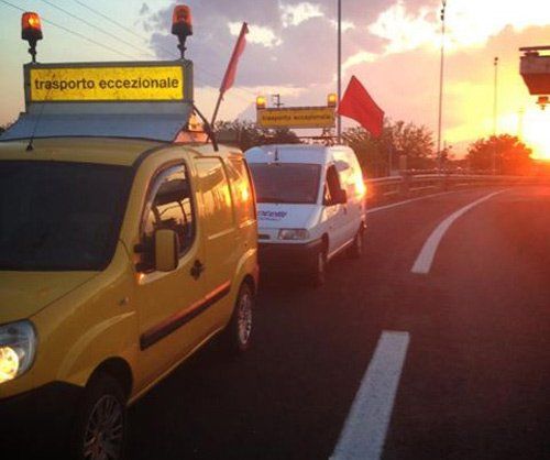 Furgoni adibiti al trasporto a Grandola ed Uniti