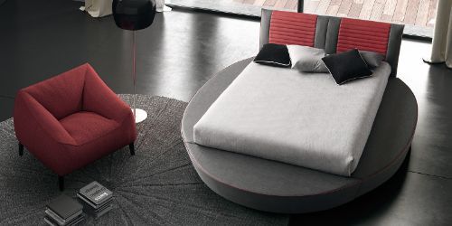 letto matrimoniale dalla forma ovale