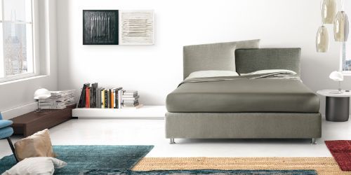 letto grigio