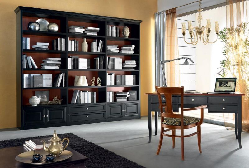 Salotto con libreria