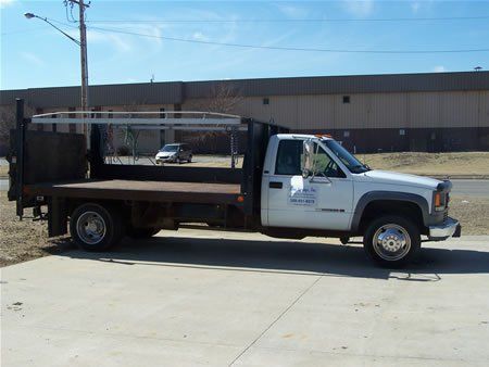 Portable Sink — Blue Springs Inc Pick Up Van in Normal, IL Portable Sink — Blue Springs Inc Pick Up Van in Normal, IL