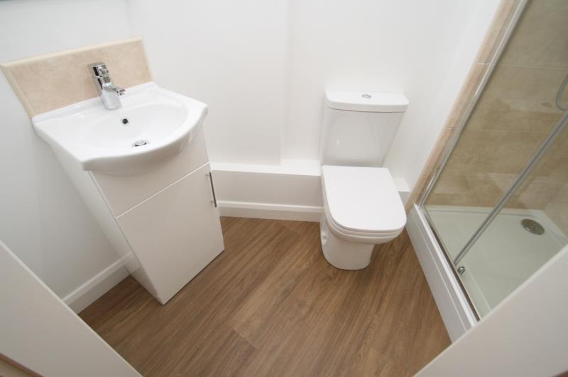 Bloomsbury Court Nottingham apartment bathroom top view