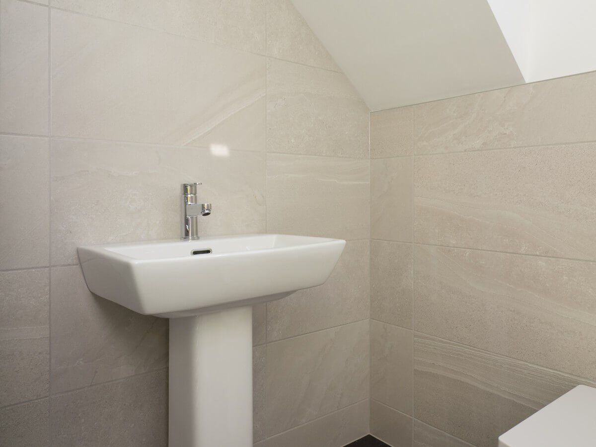 white sink
