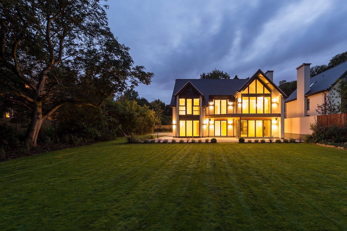tawnycourt bulcote house garden night view