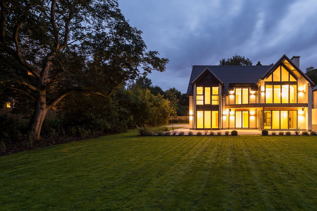 tawnycourt bulcote house viewed at night