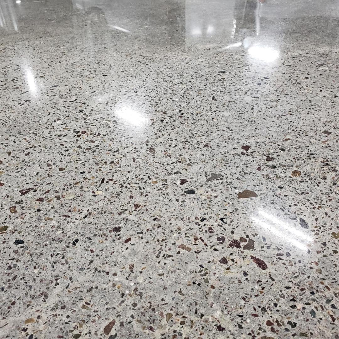 Solid wood flooring