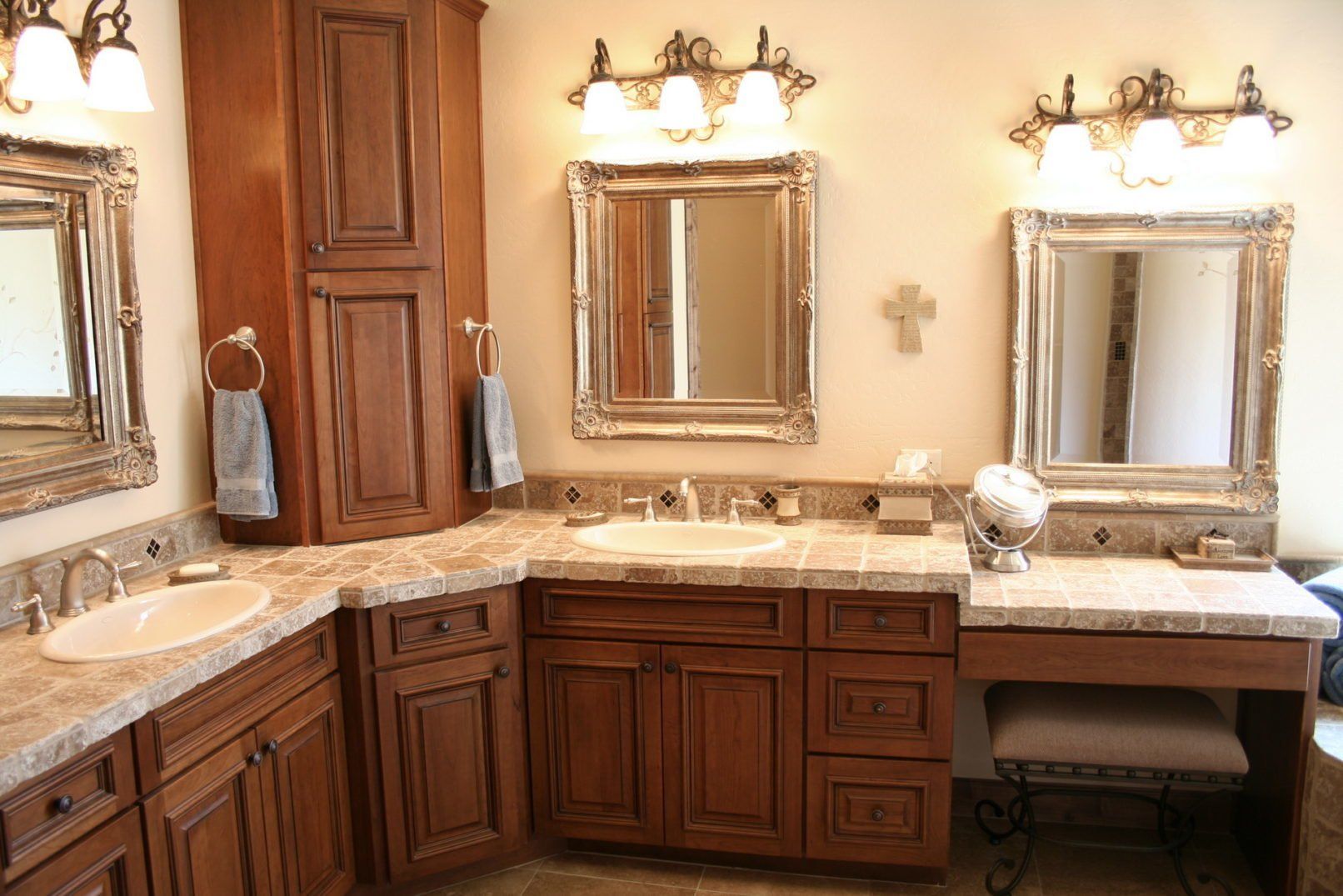 Kertson Residence