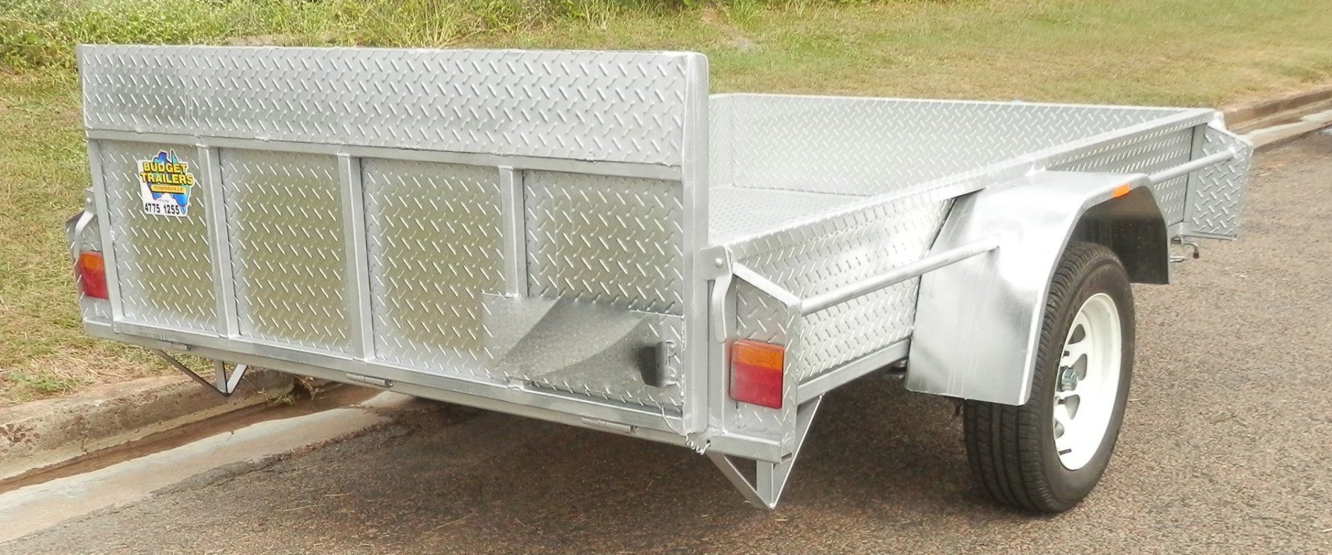 Tradesmen Trailers — Budget Trailers in Garbutt, QLD