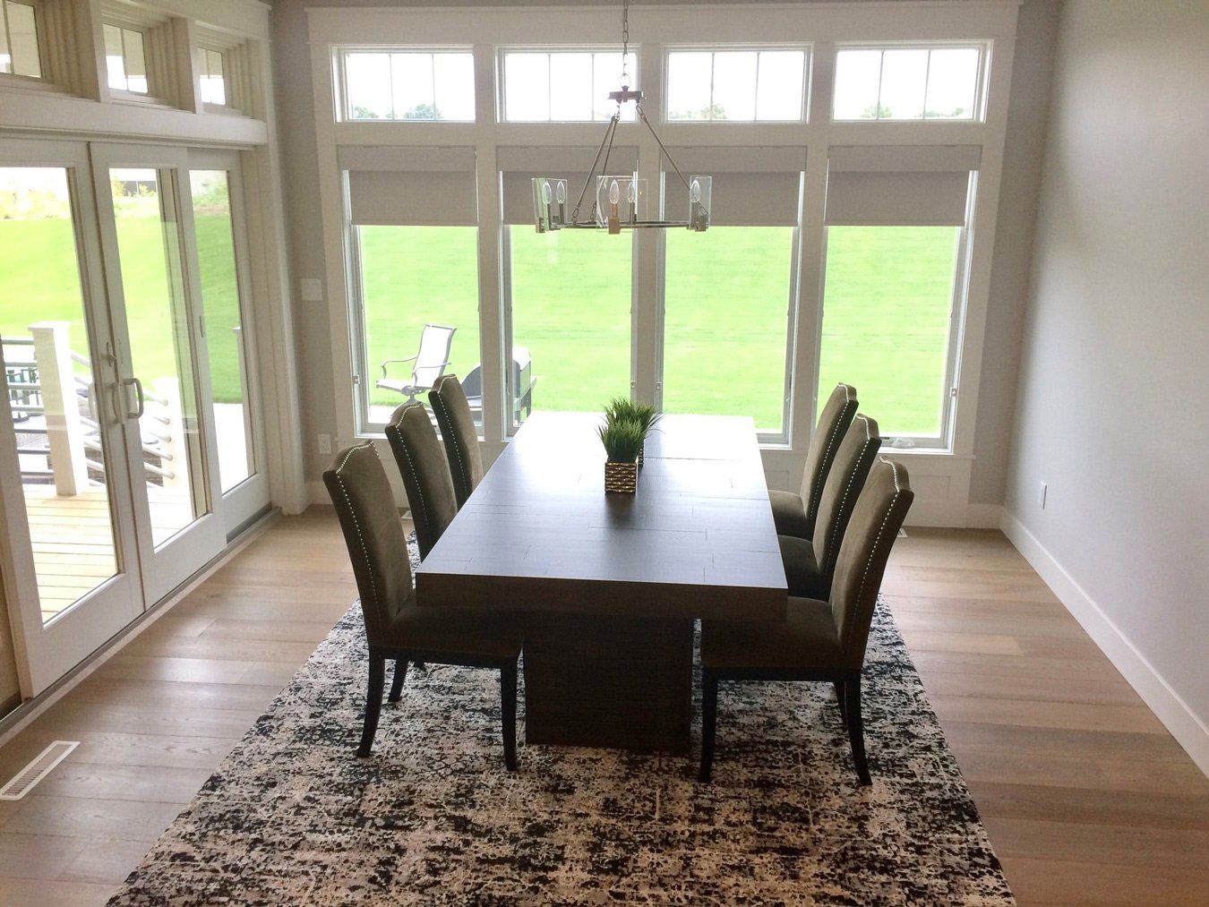 table and chairs