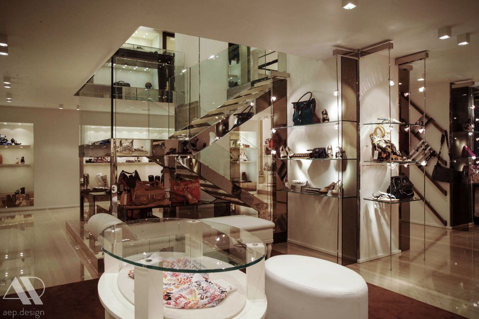 interno di negozio di accessori a Mosca