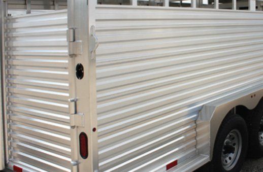 Titan Livestock Trailer - Kansas - Rear Passenger Side