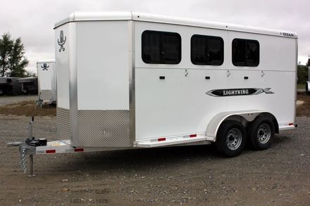 Titan Avalanche III Gooseneck Horse Trailer