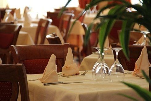 Tavoli di un ristorante