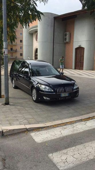 auto per trasporto salme