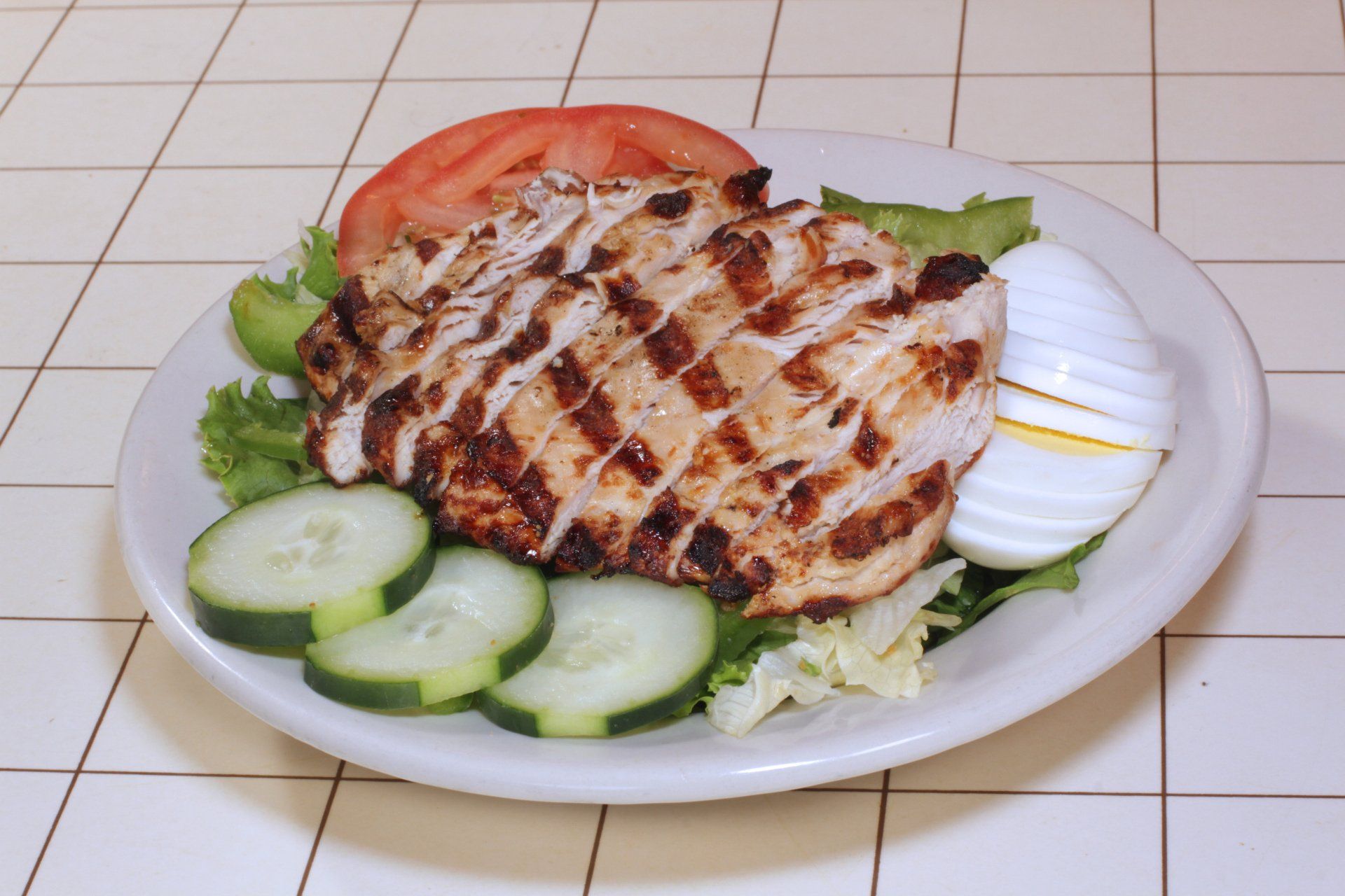 Char-Broiled Chicken Breast Salad