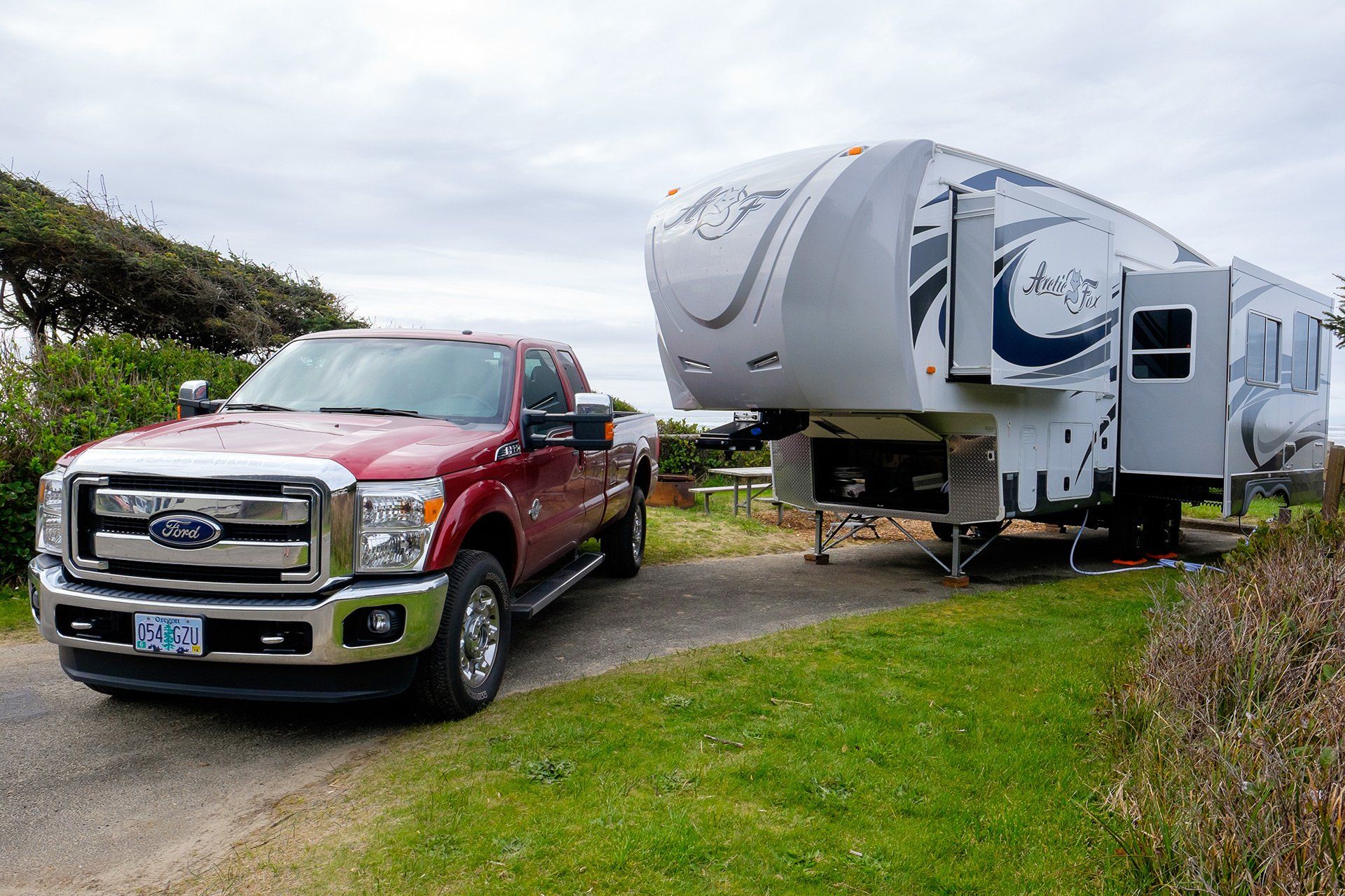 truck big camper