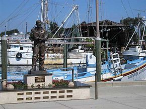 tarpon-boat