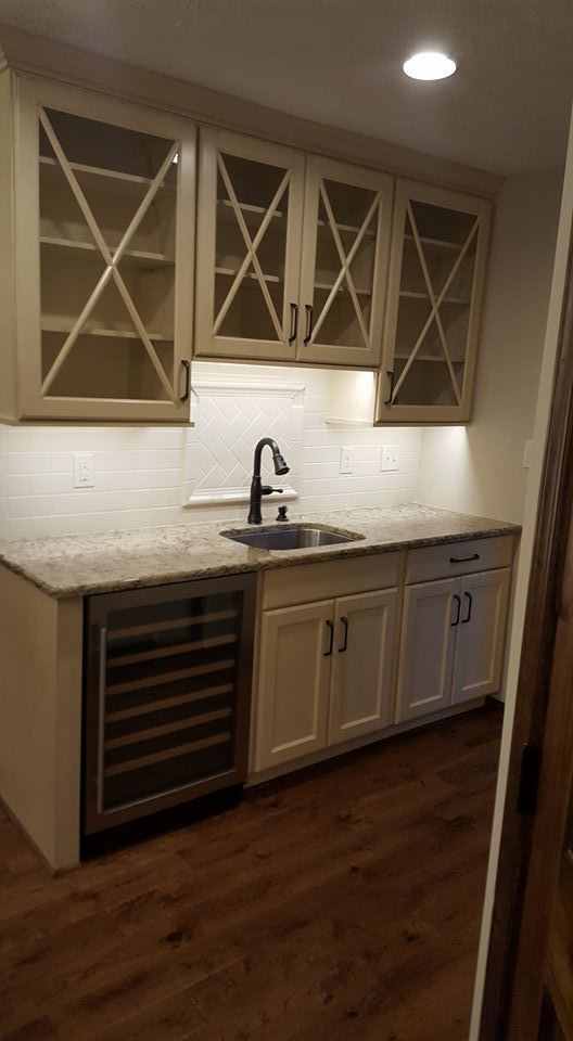Cream Colored Kitchen — Lynchburg, VA — Tim Reynolds Construction Company