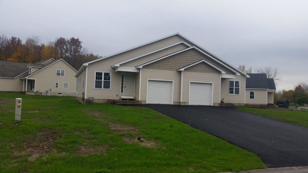 Stonebridge Manor Exterior