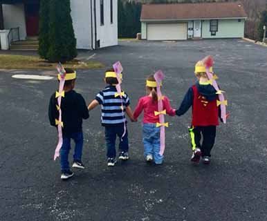 Kids walking hand-in-hand - Preschool in Conshoshocken, PA Kids walking hand-in-hand - Preschool in Conshoshocken, PA