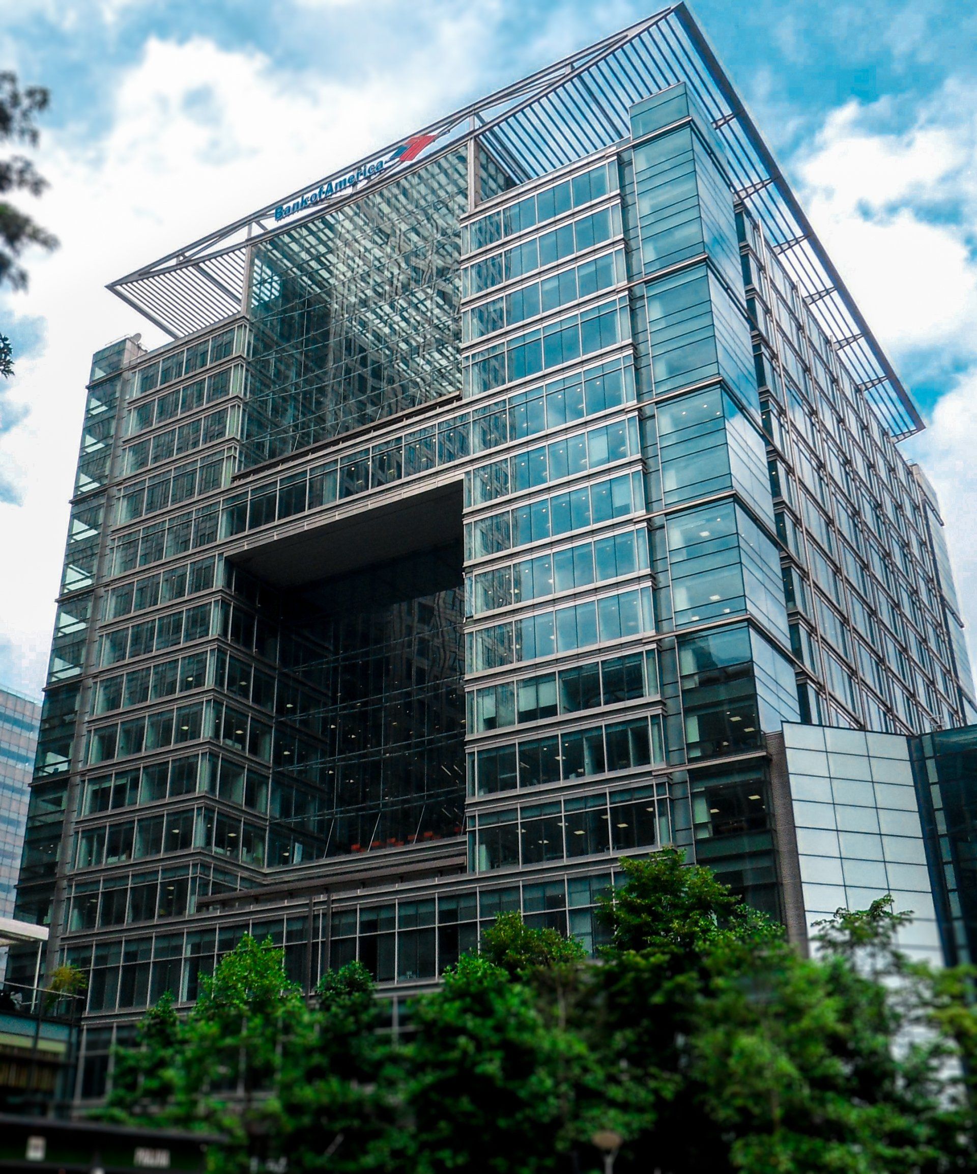 5 Canada Square - diffusers by Colman