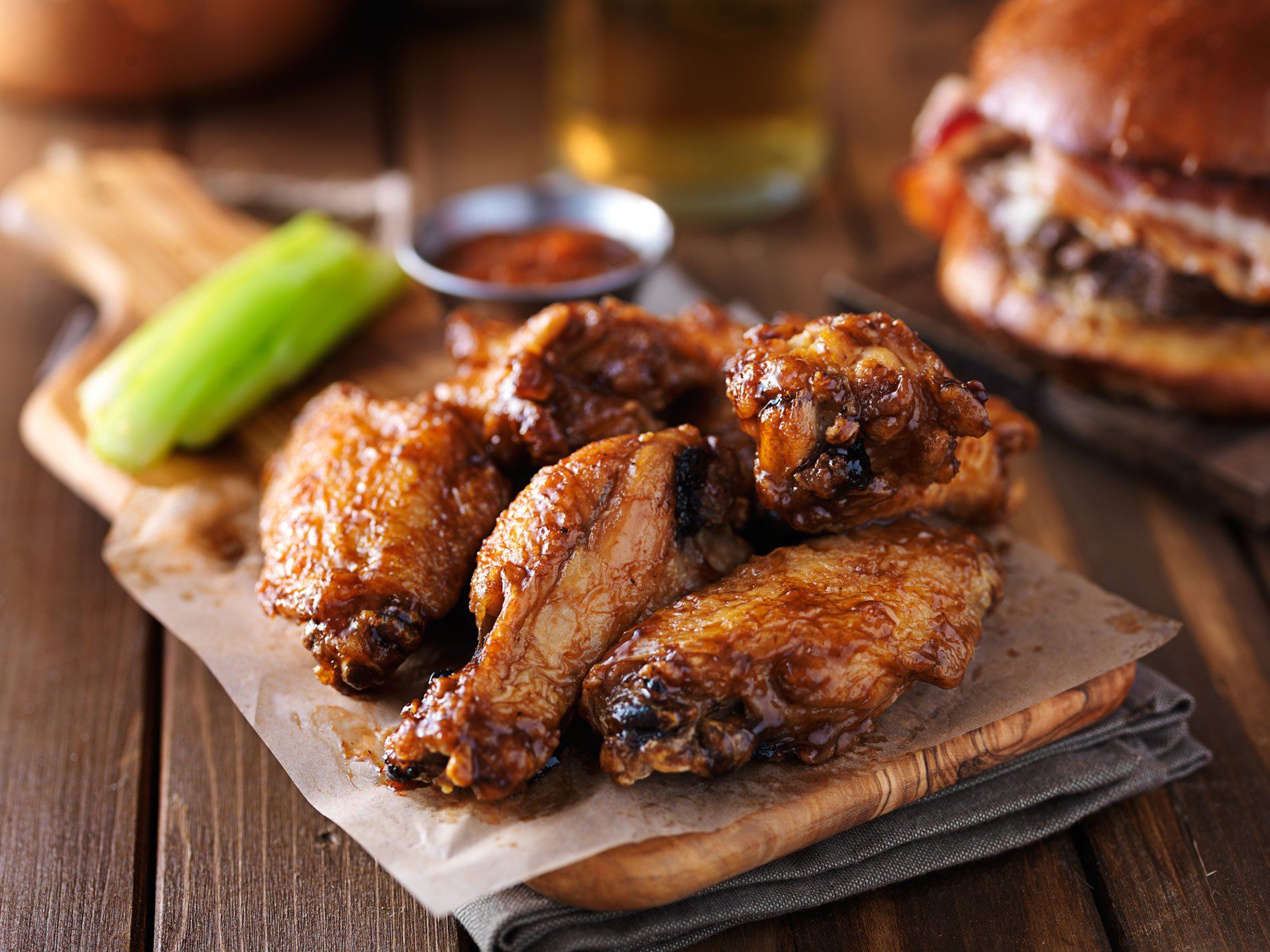 chicken wings & fries