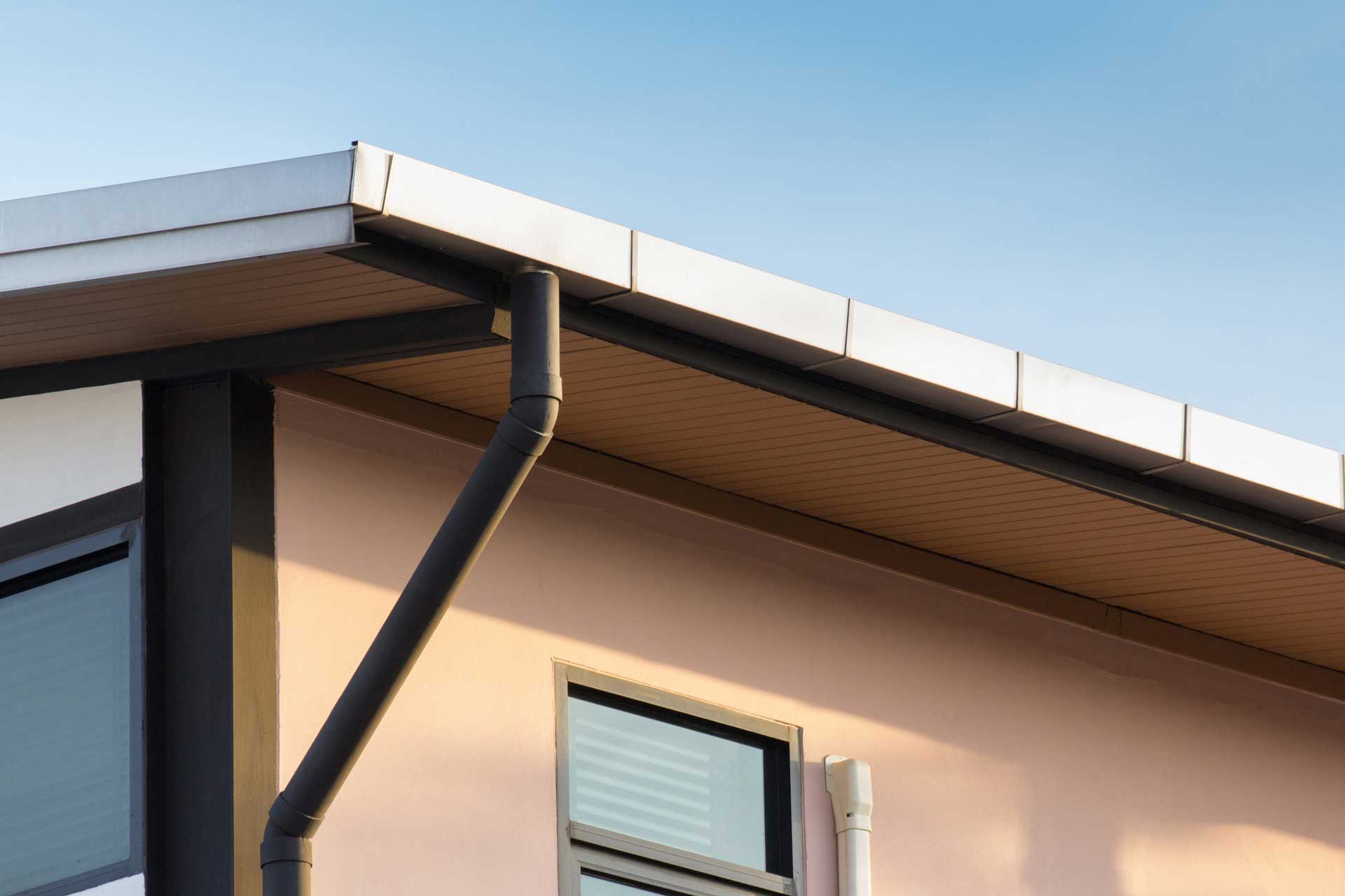 Beautiful Gutters — Overland Park, KS — Clean Gutter Services Beautiful Gutters — Overland Park, KS — Clean Gutter Services