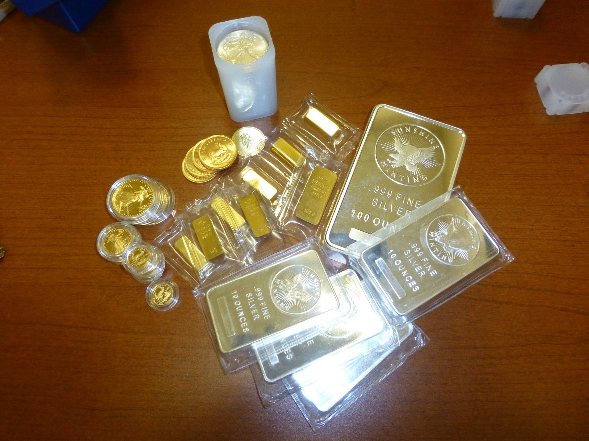 Photograph, Gold buying