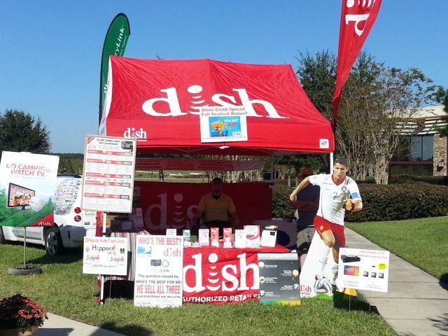 A red canopy with the word dish on it