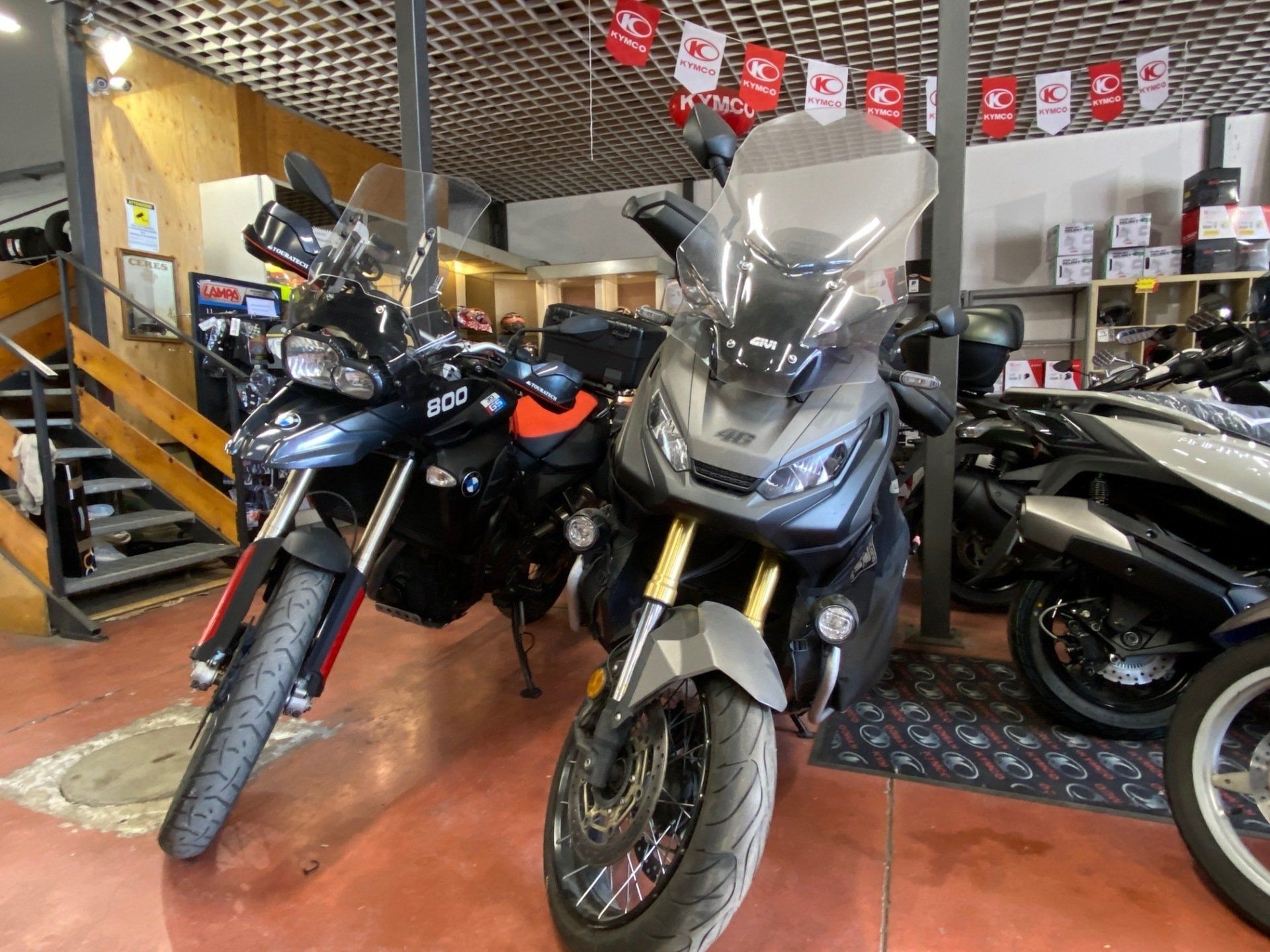 moto rossa